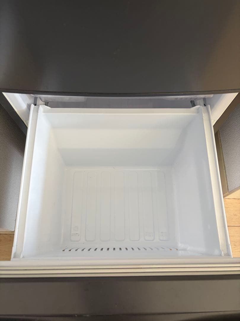 【一人暮らし用冷蔵庫】三菱電機 146リットル MR-P15F-H