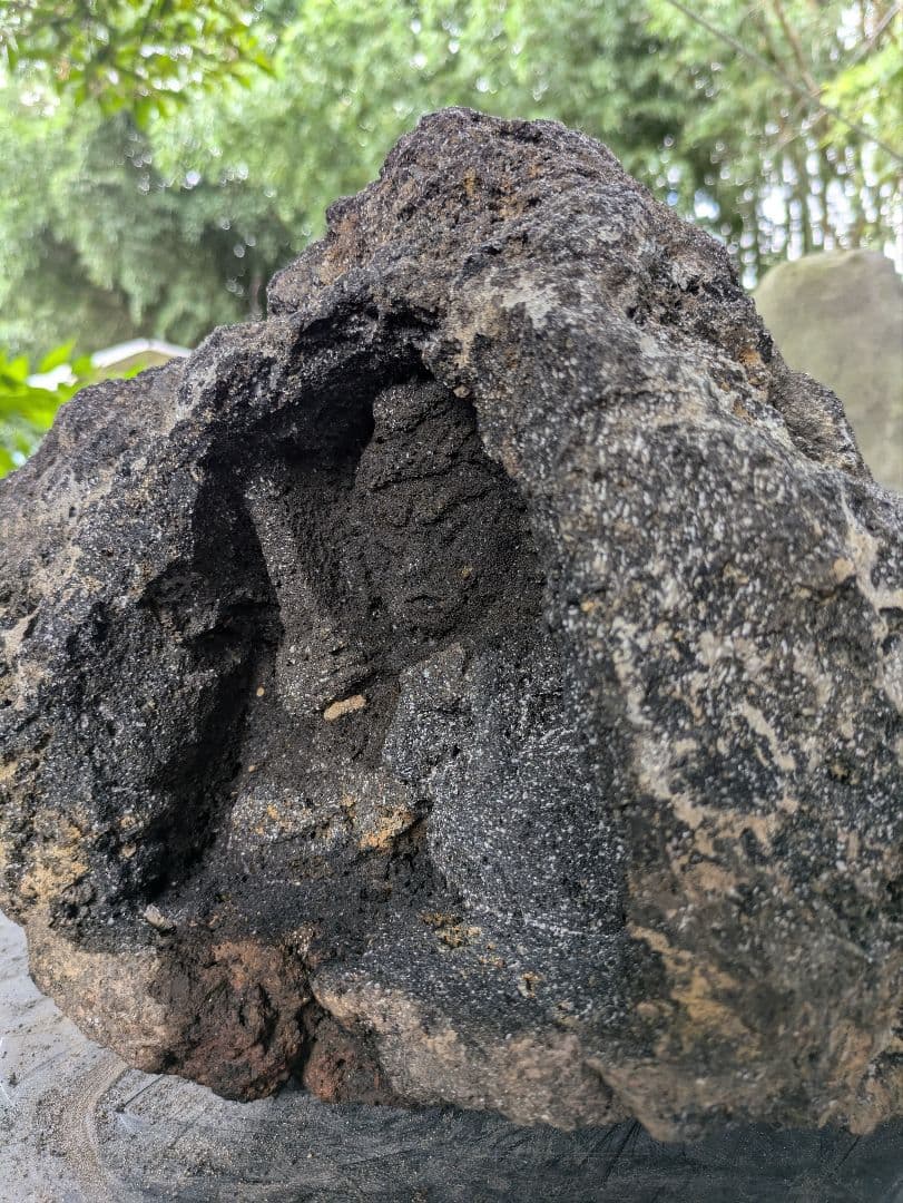 熔岩石仏、不動明王、熔岩不動明王、倉田辰彦作