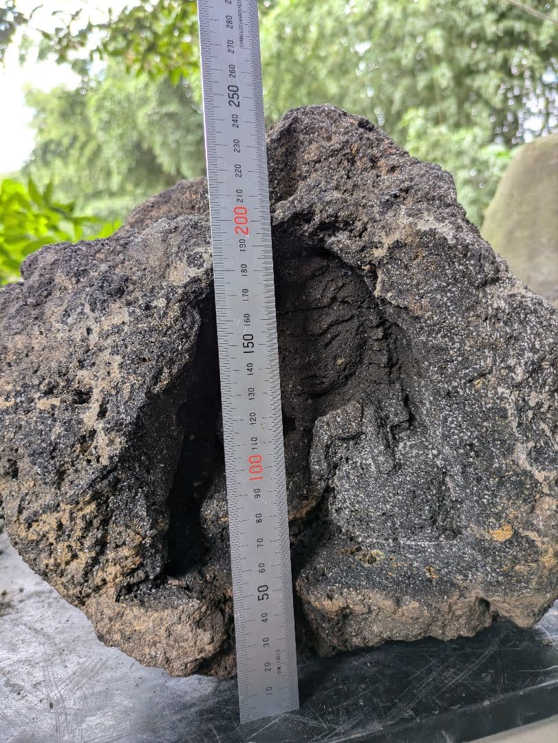 熔岩石仏、不動明王、熔岩不動明王、倉田辰彦作