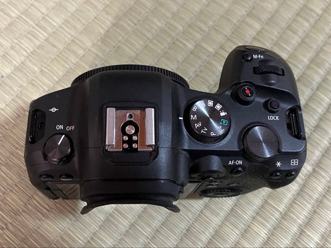 Canon EOS R6 ミラーレス一眼カメラ