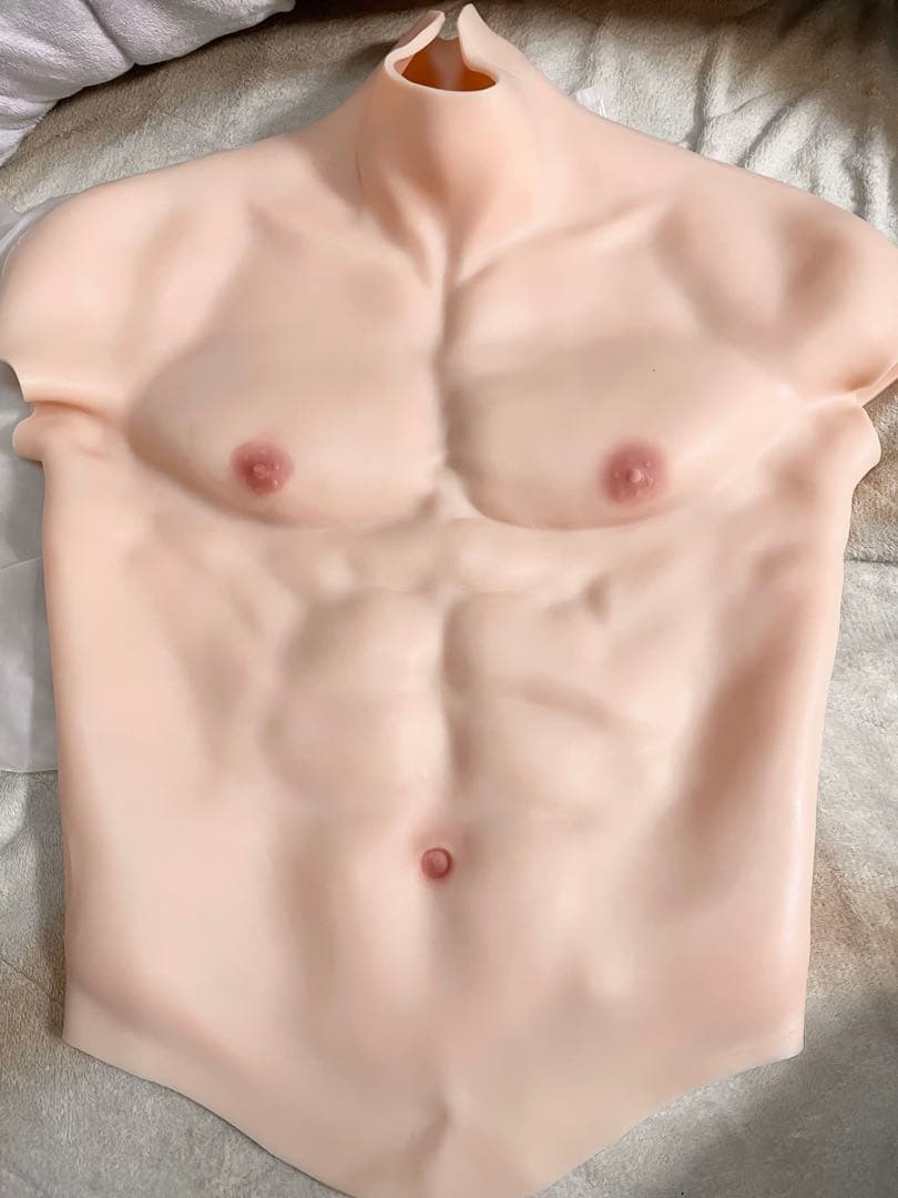 シリコン製上半身筋肉スーツ