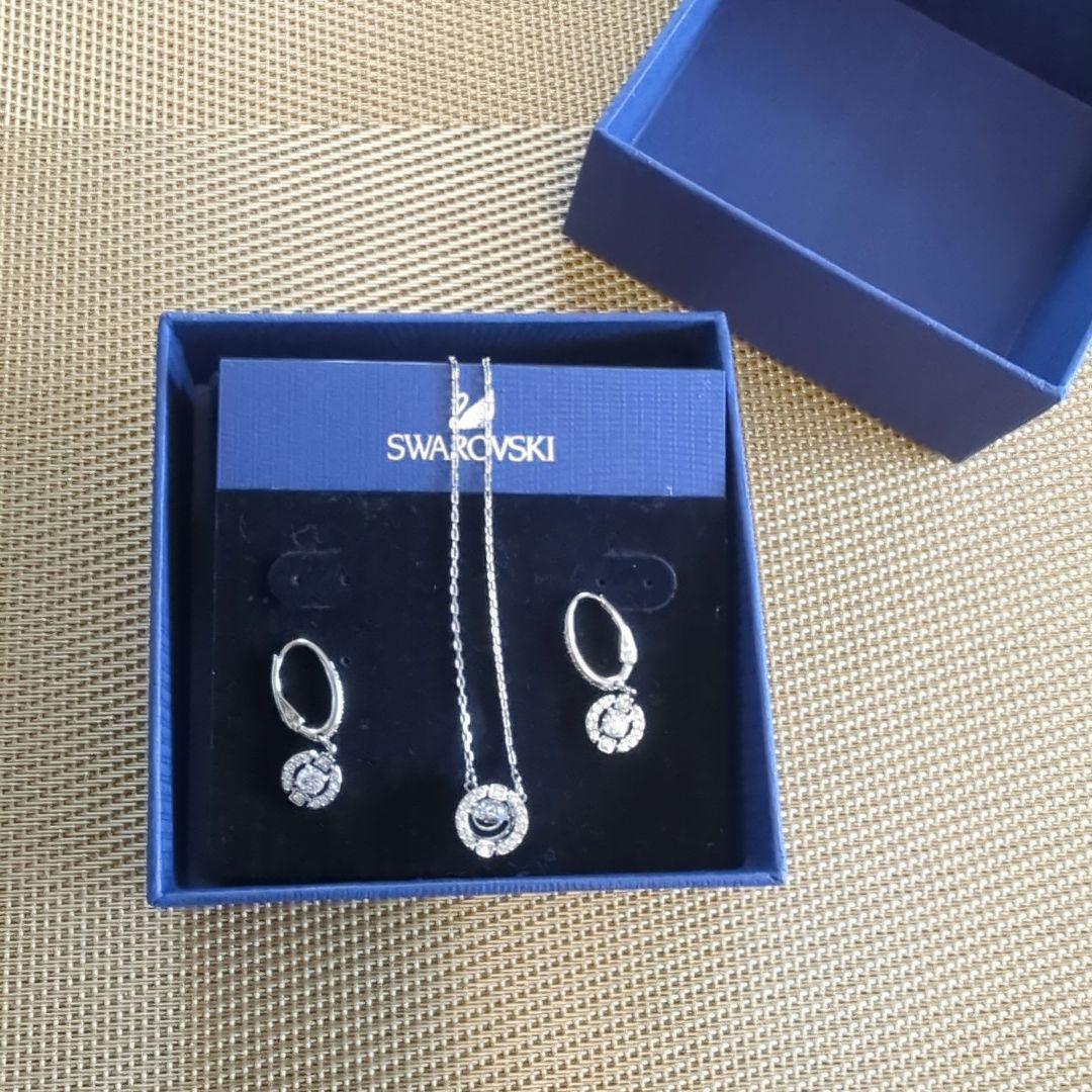Swarovski ネックレス ピアス セット
