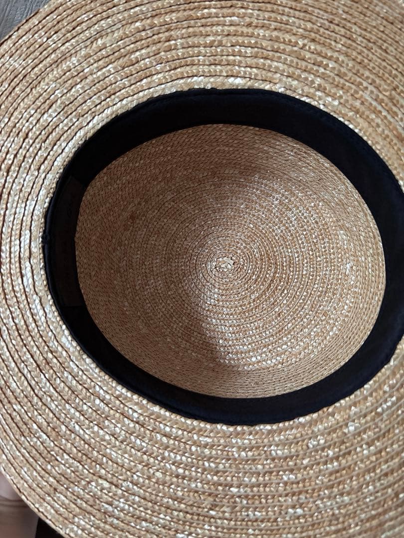 ジャネッサレオン麦わら帽子