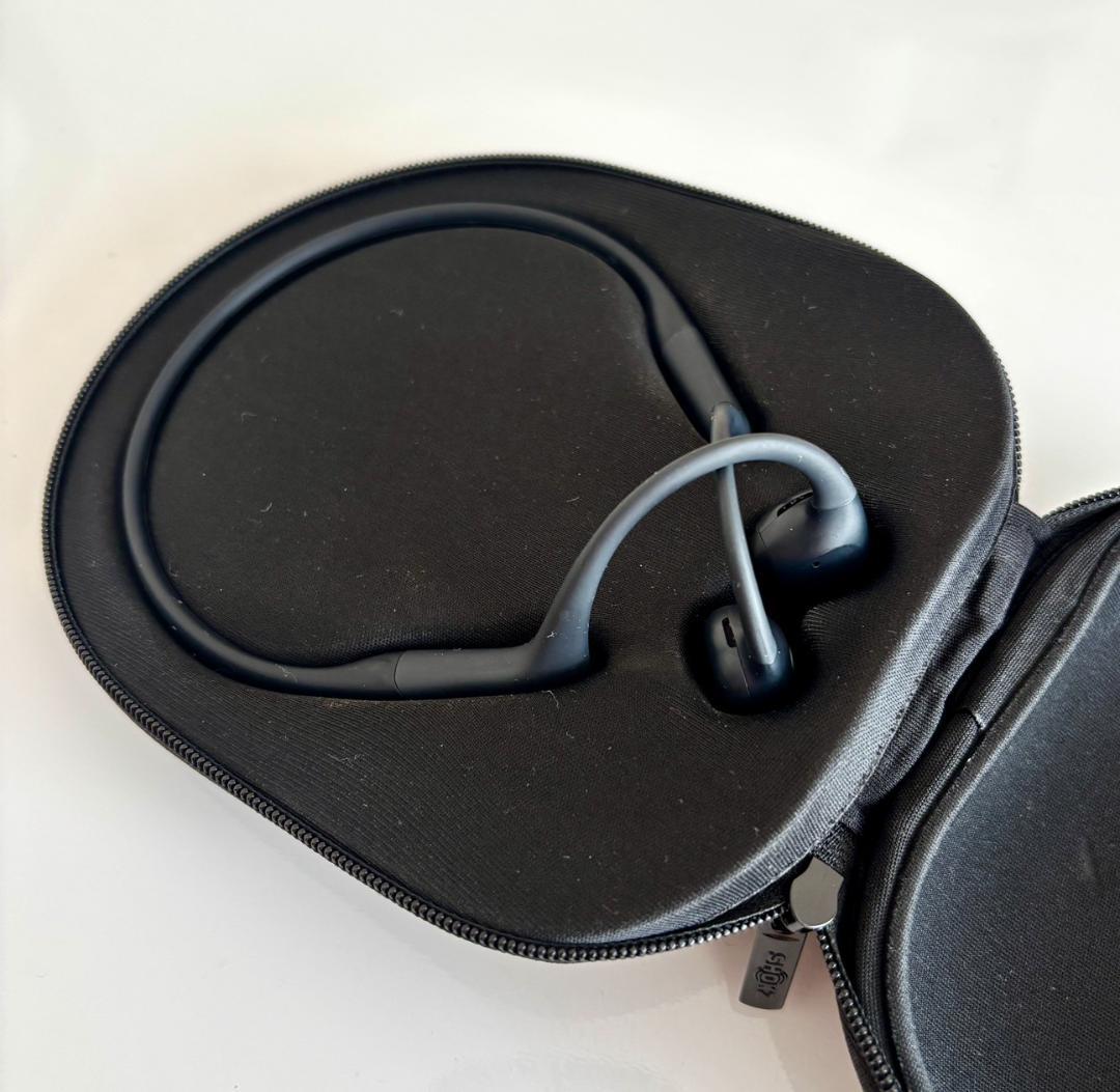 SHOKZ 骨伝導 OpenRun Proオリジナル充電ケーブルと収納ケース付き