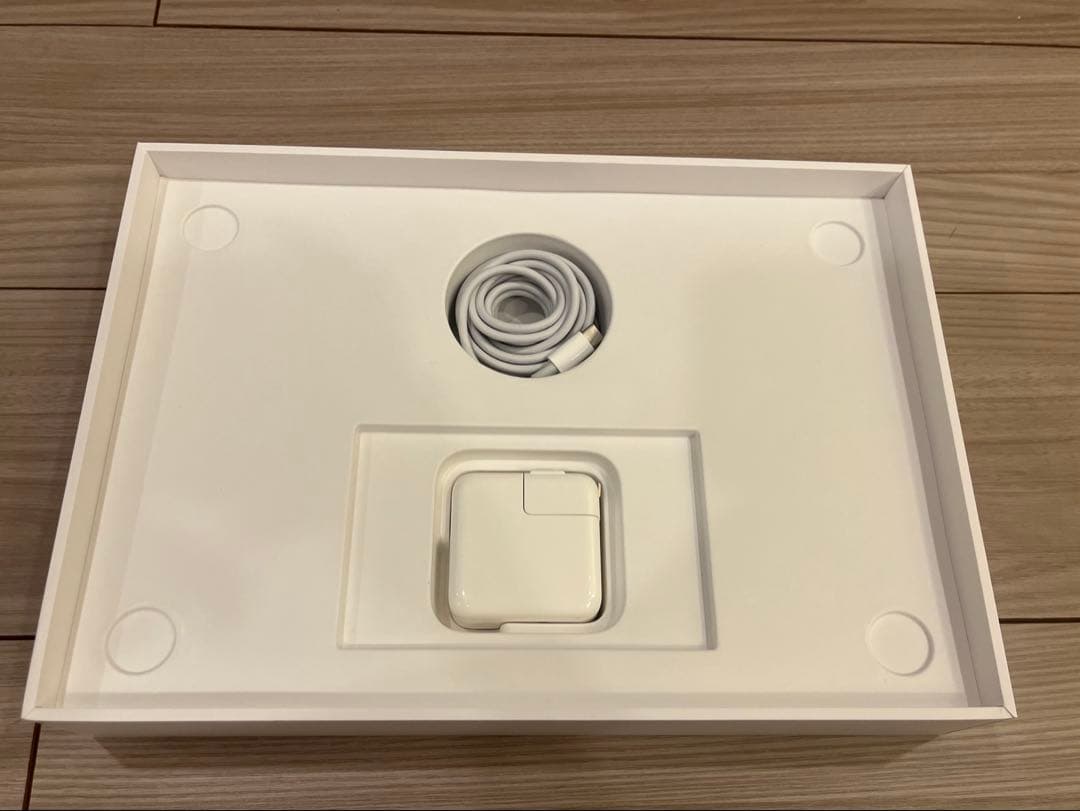 新品同様・美品　MacBook Air 13 ローズゴールド 256GB