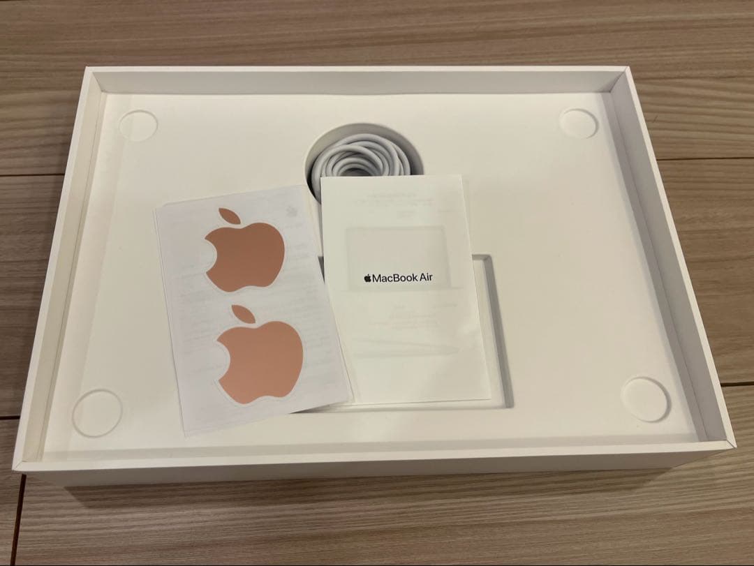 新品同様・美品　MacBook Air 13 ローズゴールド 256GB