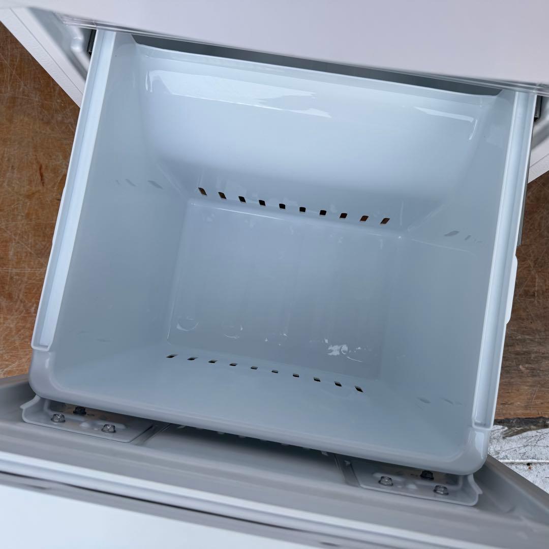 C7438★2022年製美品★東芝　冷蔵庫ホワイト　自動霜取り　一人暮らし　大型