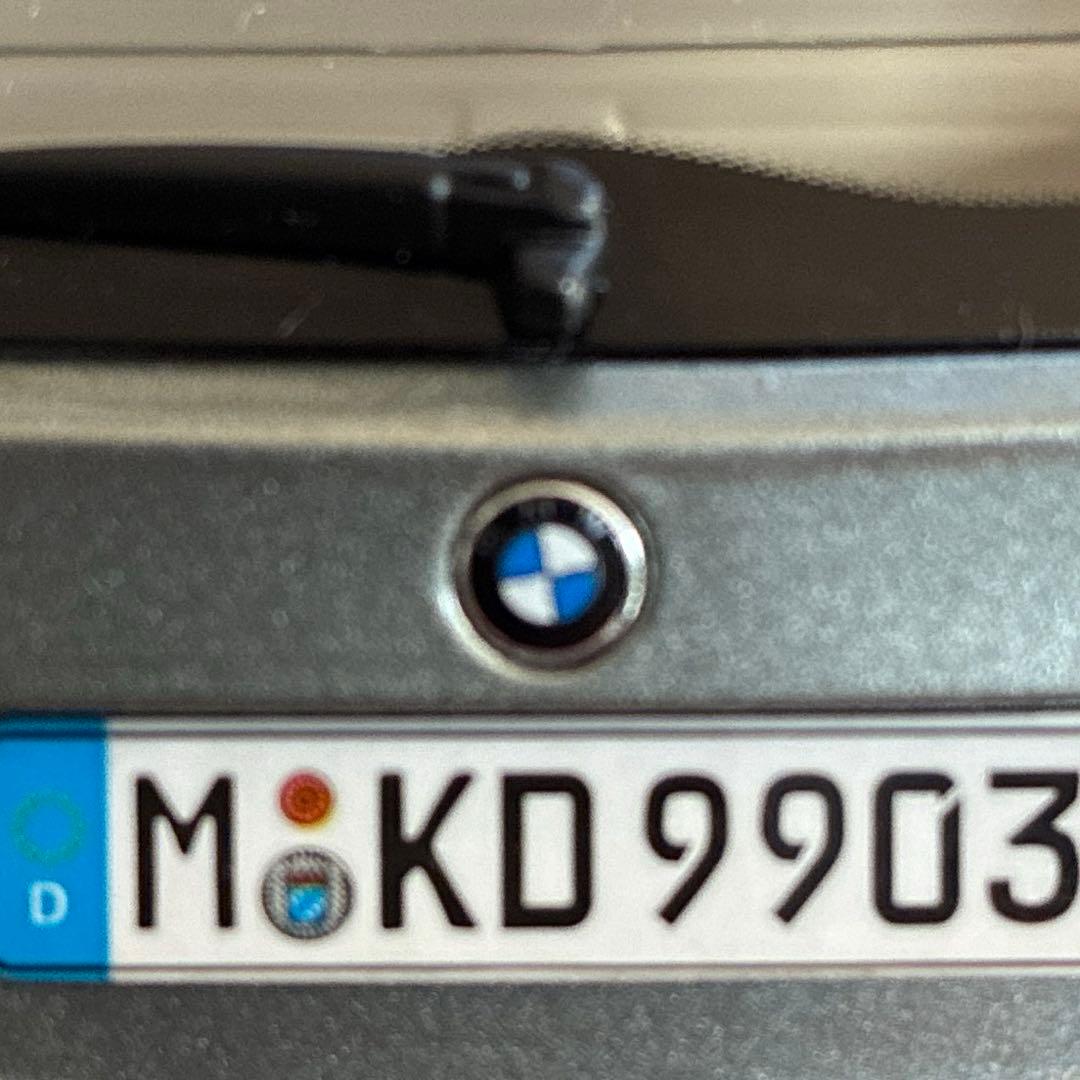 【新品未使用】純正 1/18スケール 3シリーズ　ツーリング　ミニカー