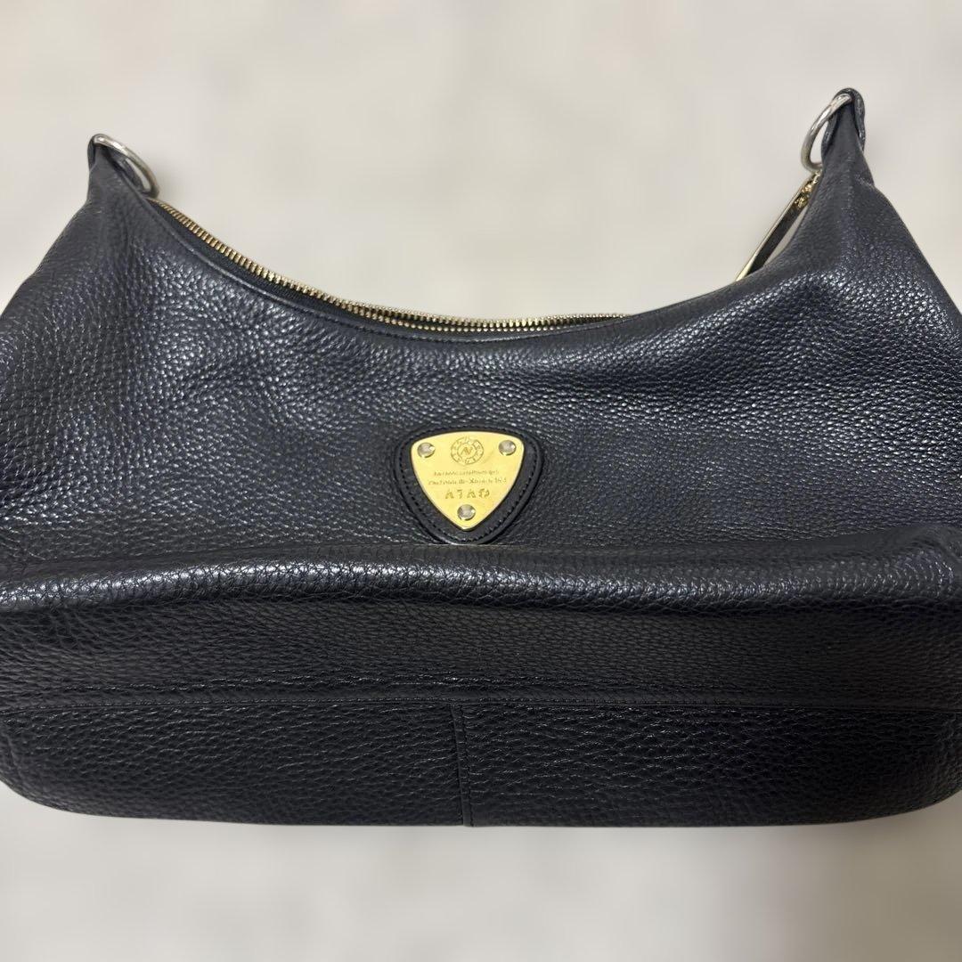 ATAO 黒 レザーハンドバッグ
