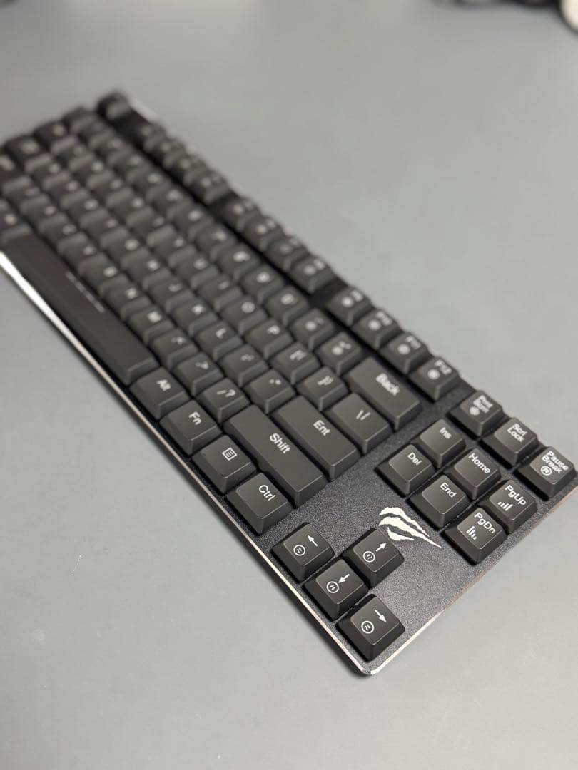 ロープロファイル ゲーミングキーボード havit HV-KB390L 英字配列
