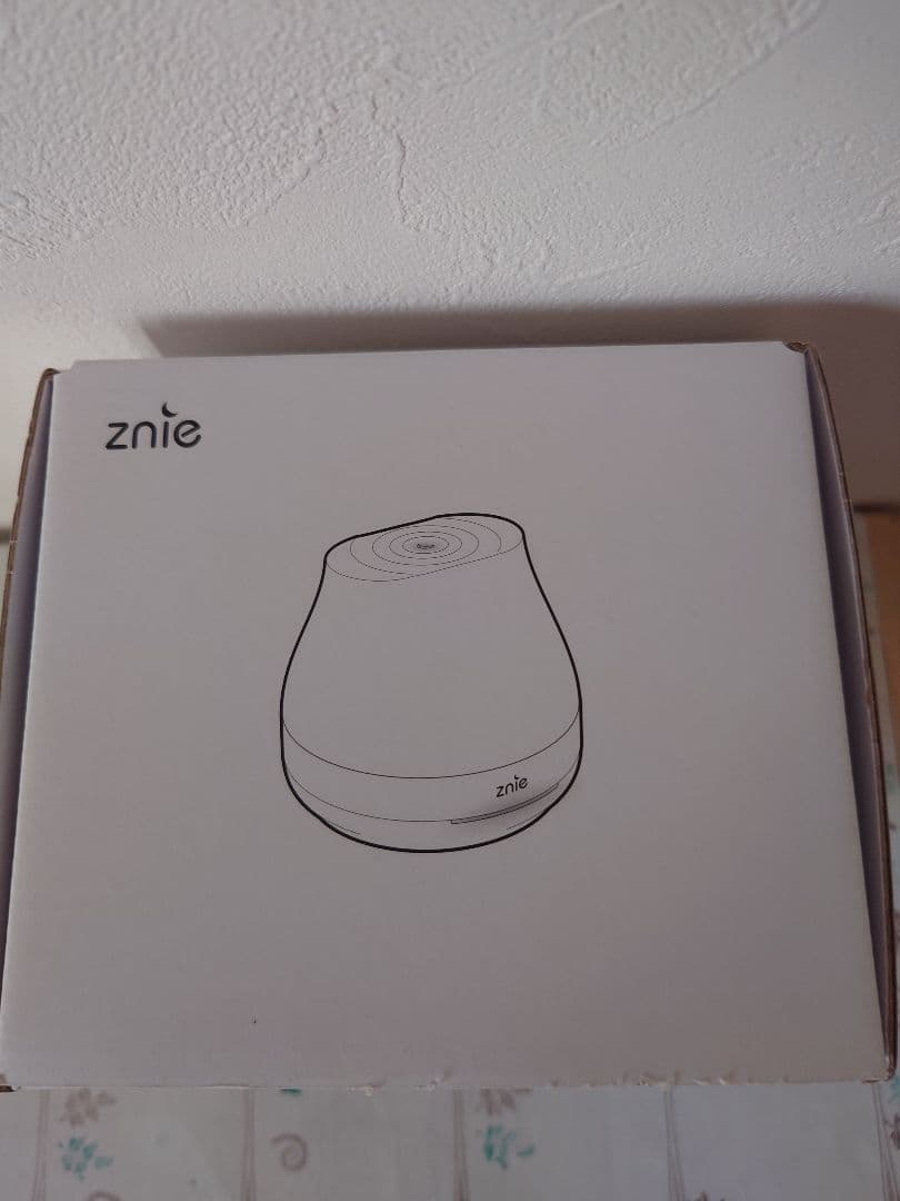 謝恩価格　Znie P-100 Black 新古