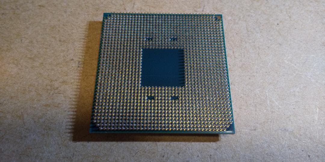 AMD Ryzen 5 3600 未使用クーラー　箱　正規品　中古