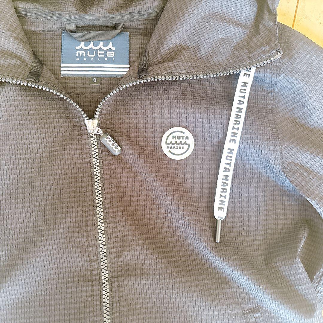 美品 ムータマリンゴルフ ポーチInパーカー ブラック