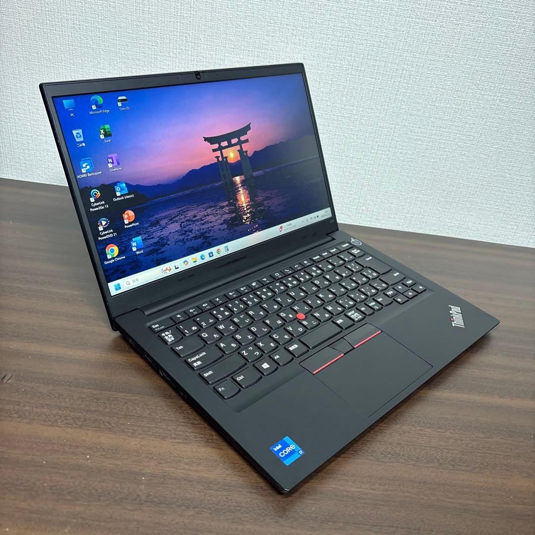 美品×超高性能！11世代Corei7搭載14インチThinkPad E14！