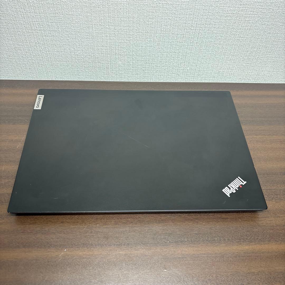 美品×超高性能！11世代Corei7搭載14インチThinkPad E14！