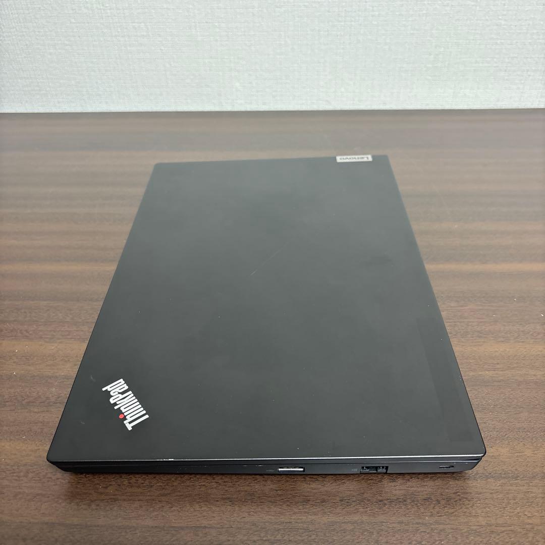 美品×超高性能！11世代Corei7搭載14インチThinkPad E14！