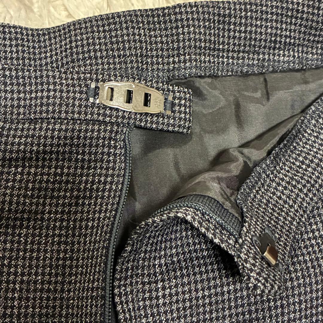 【未使用】 事務服 XL 13号 ベスト1枚 フレアスカート2枚 チャコール