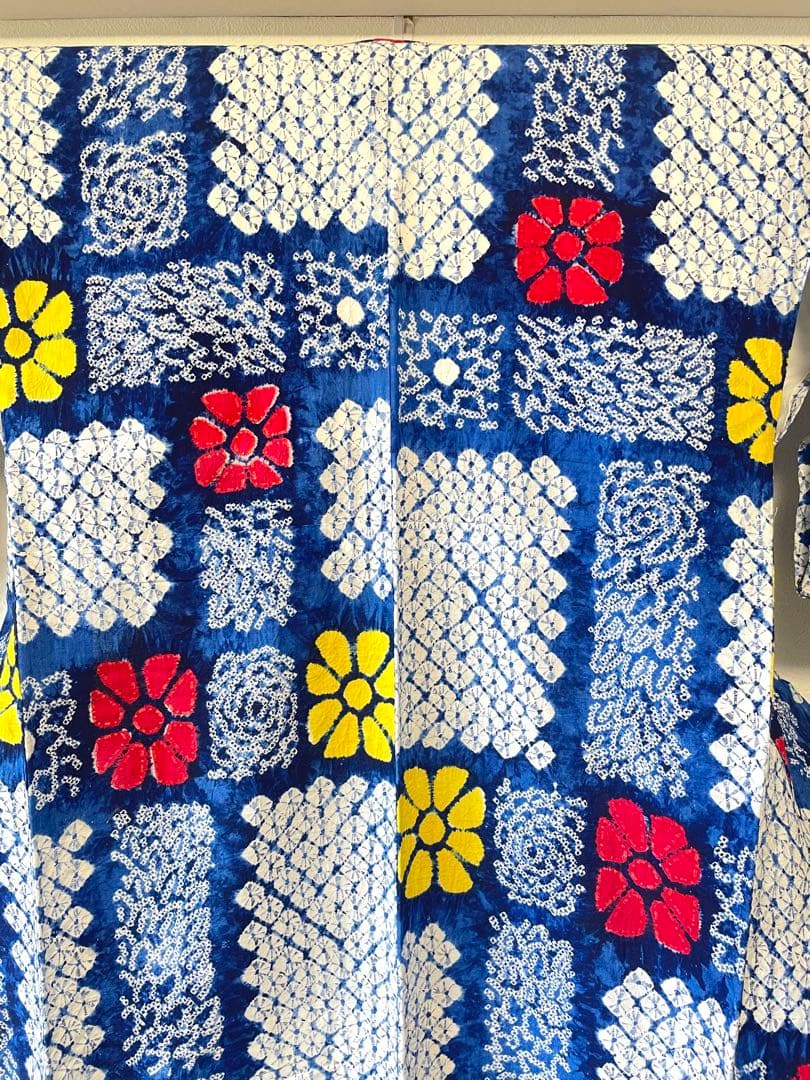 □夏涼浴衣　有松総絞り　可愛い花柄　身丈約159cm