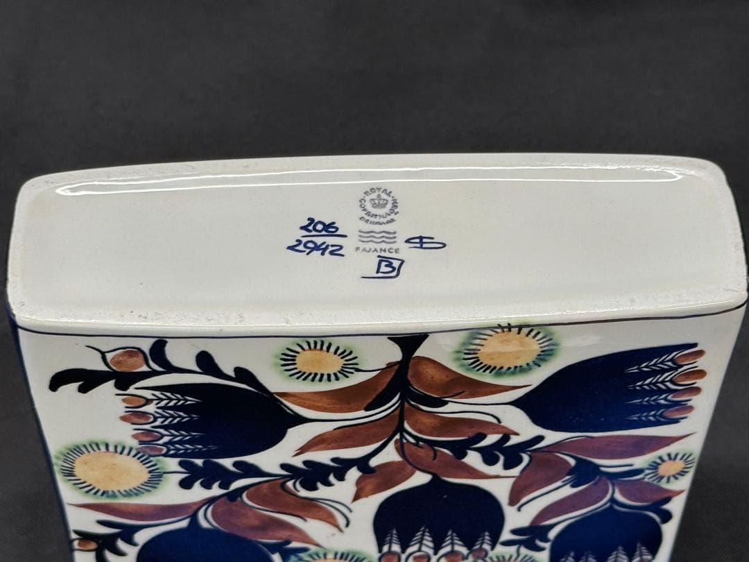 【USED】  テネラ　花瓶　ベース　VASE