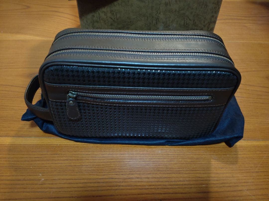 甲州印伝 ≪ 印傳屋 ≫ セカンドバッグ