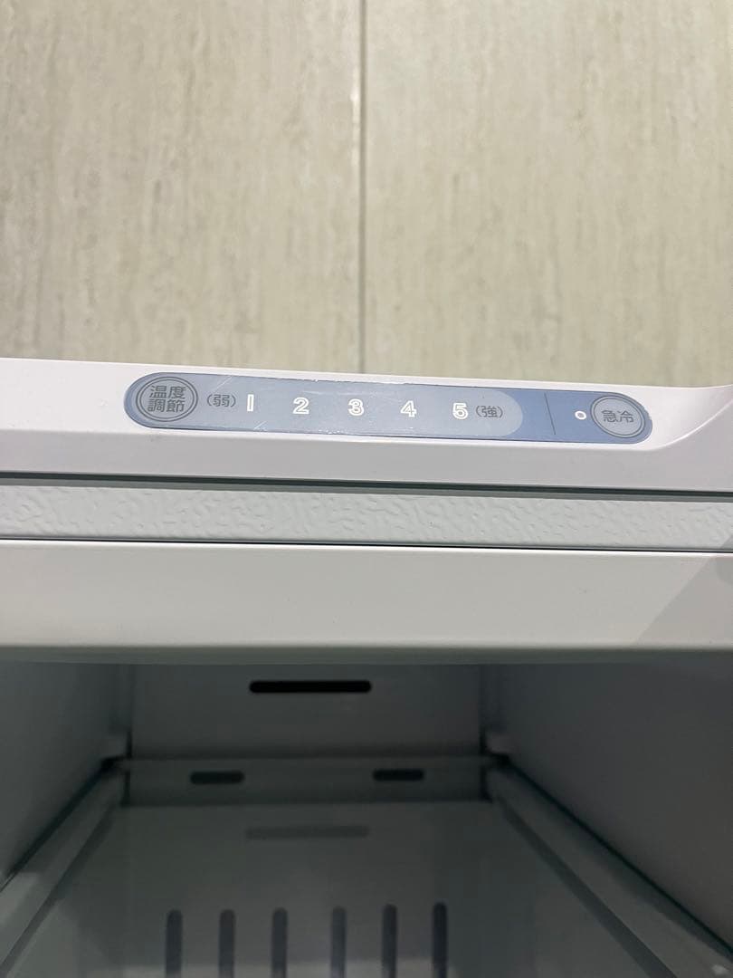 美品‼️2023年製IRIS OHYAMA 縦型冷凍庫