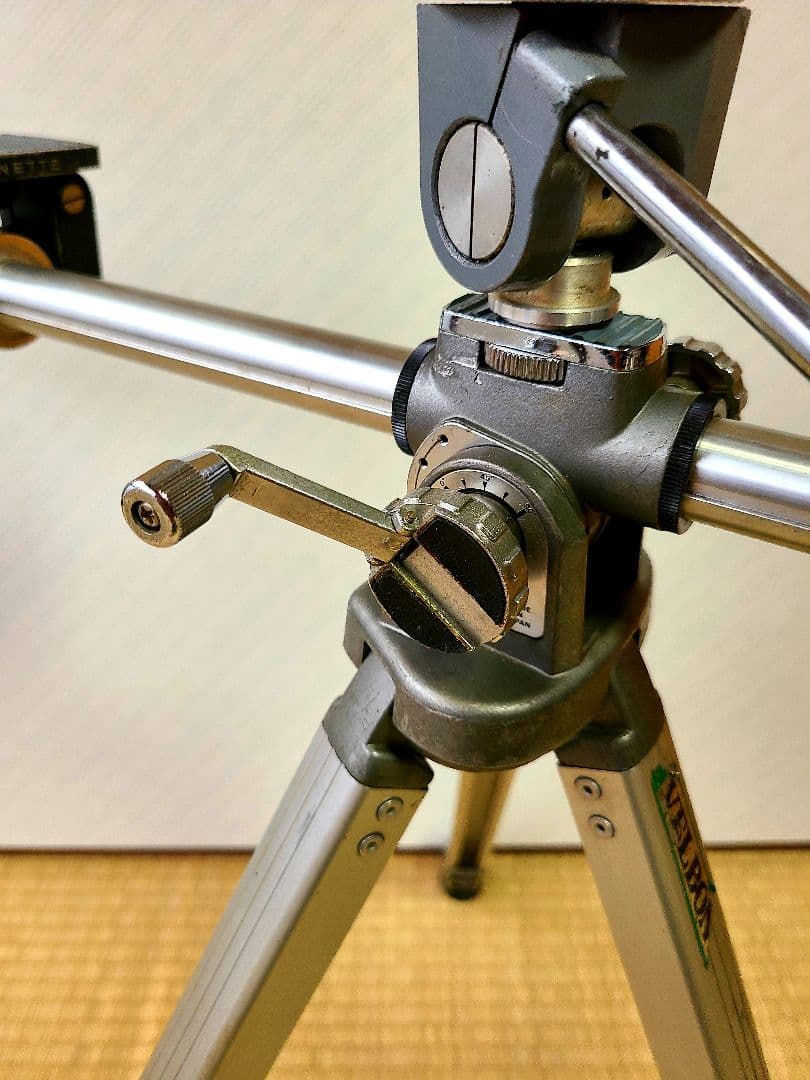 三脚 ベルボン Velbon 角度調整機能付き 年代物 希少