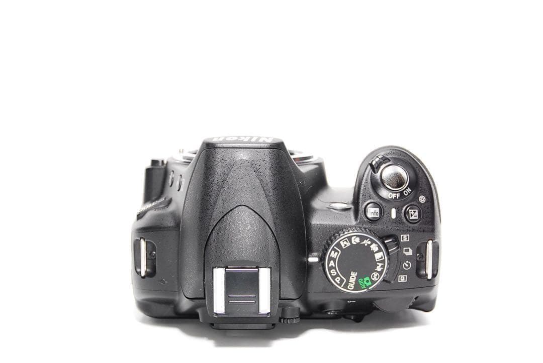 ☘️手振れ補正☘️Nikon D3100 デジタル一眼レフ　初心者向け！美品！