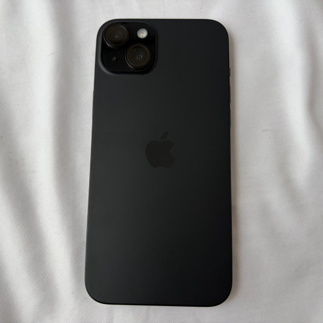 美品 iPhone 15 Plus 128GB ブラック MU083J/A