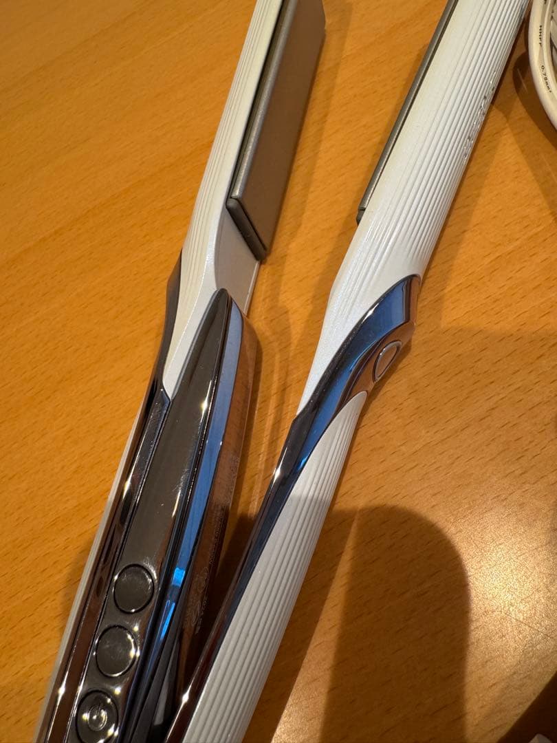 リファ　ビューテック　ストレートヘアアイロン