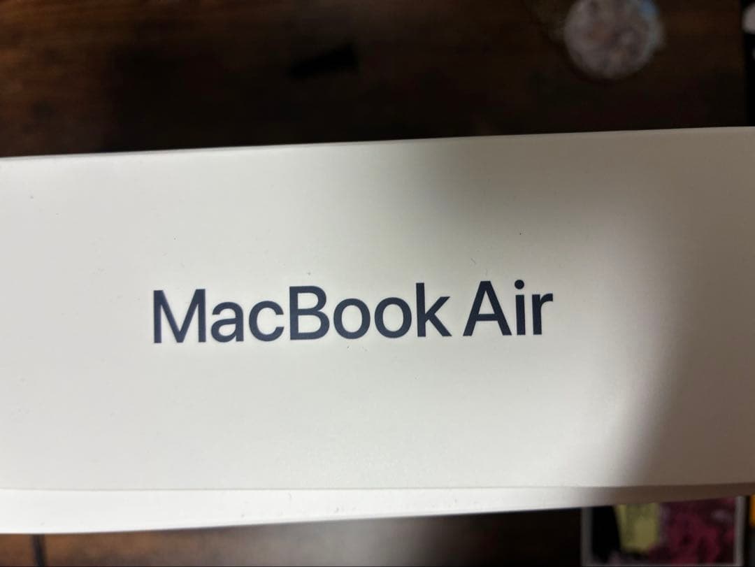 Apple MacBook Air 13.6インチ 256GB SSD