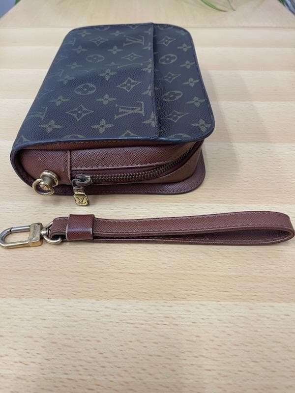 ルイヴィトン　 モノグラム 　ポーチ　セカンドバッグ　クラッチバッグ　絶版品