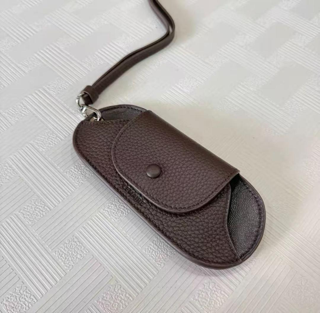 LEMAIRE BELL GLASSES HOLDER ダークチョコレート