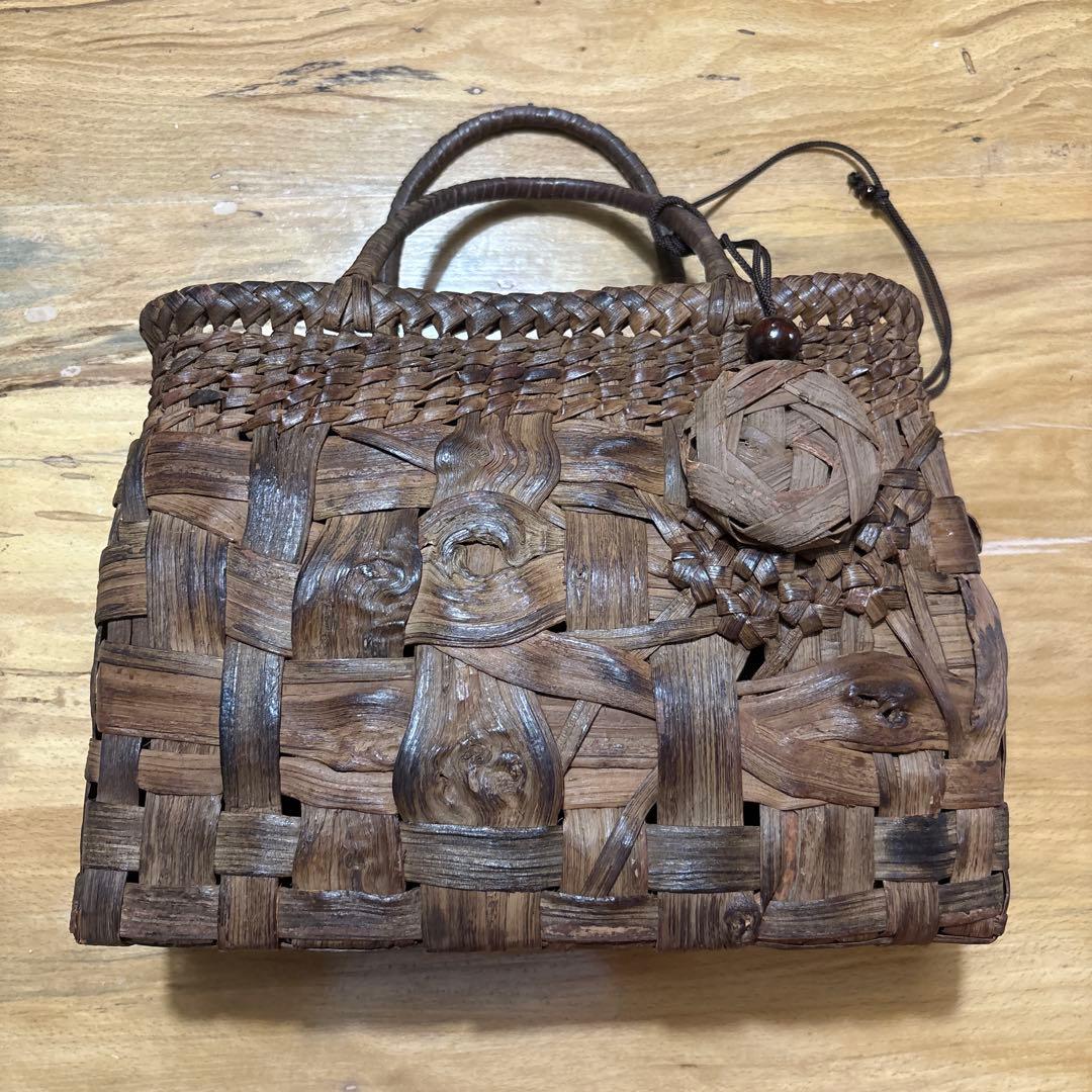 山葡萄のかごバッグ