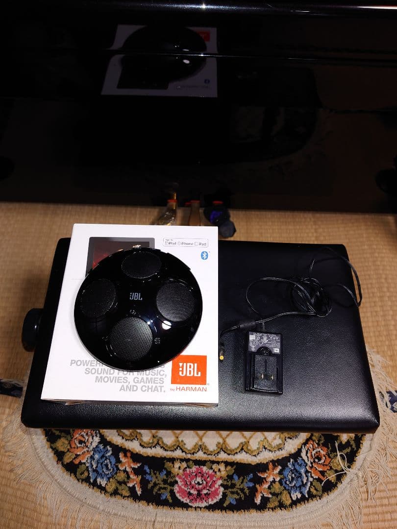 JBLブルーツーススピーカー