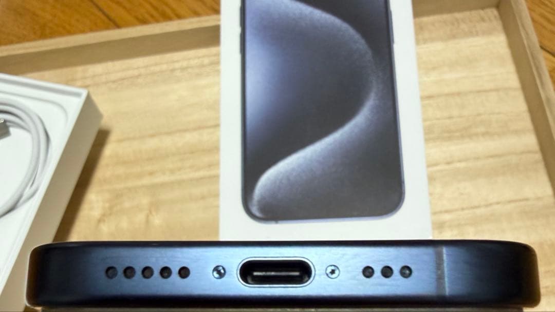 【残BT91%】iPhone15pro 256GBsimフリー【無印ケース付】