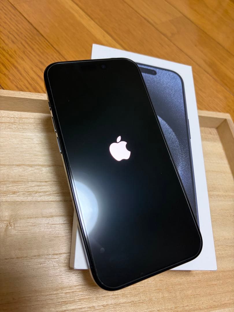 【残BT91%】iPhone15pro 256GBsimフリー【無印ケース付】