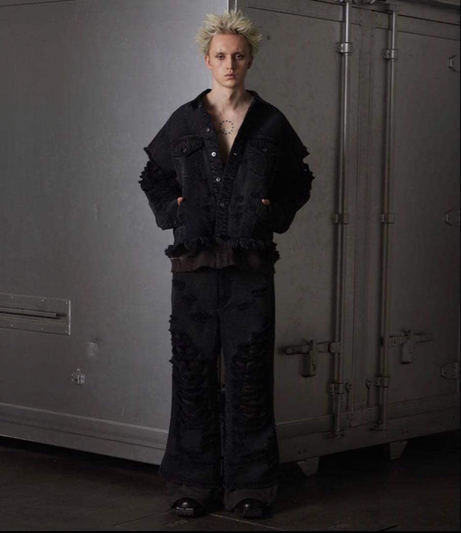 グランシースウェットドッキングデザインダメージバギーデニムパンツ