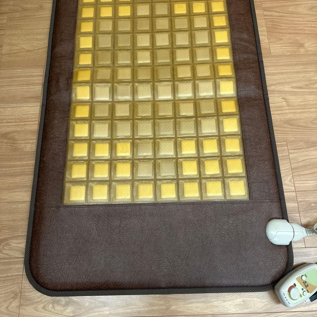 ラドン岩盤浴マット　美品　美容　エステ　温熱　ドームサウナ　免疫　施術ベッド