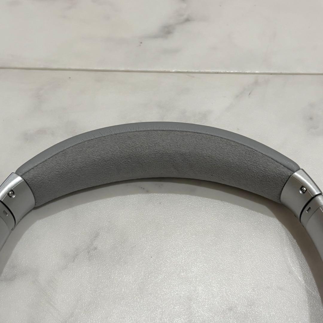 希少 BOSE QuietComfort 35II シルバー 新品イヤーパッド
