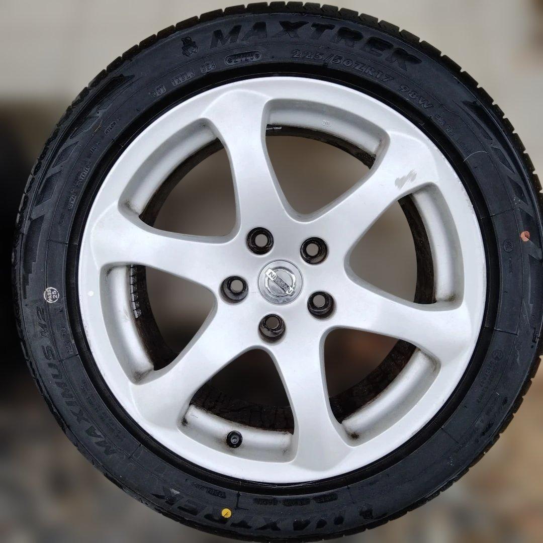 日産17インチ純正ホイール夏タイヤ着き