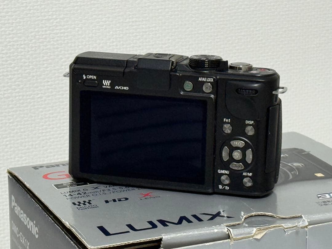 LUMIX GX1 ミラーレス一眼カメラ