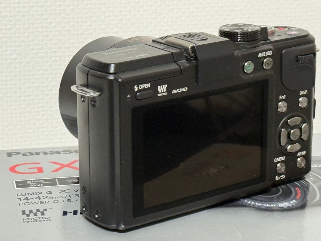 LUMIX GX1 ミラーレス一眼カメラ