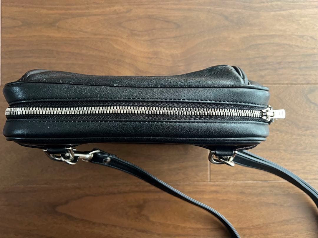 WILDSWANS ２WAYポーチ・POCHI（ポーキ）ブラック