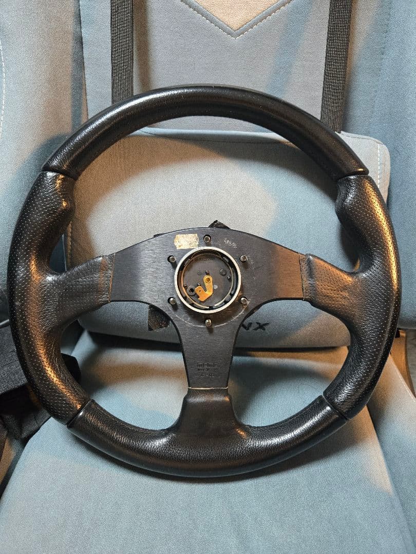 MOMO JET 35パイ ステアリング ハンドル 本体　本革