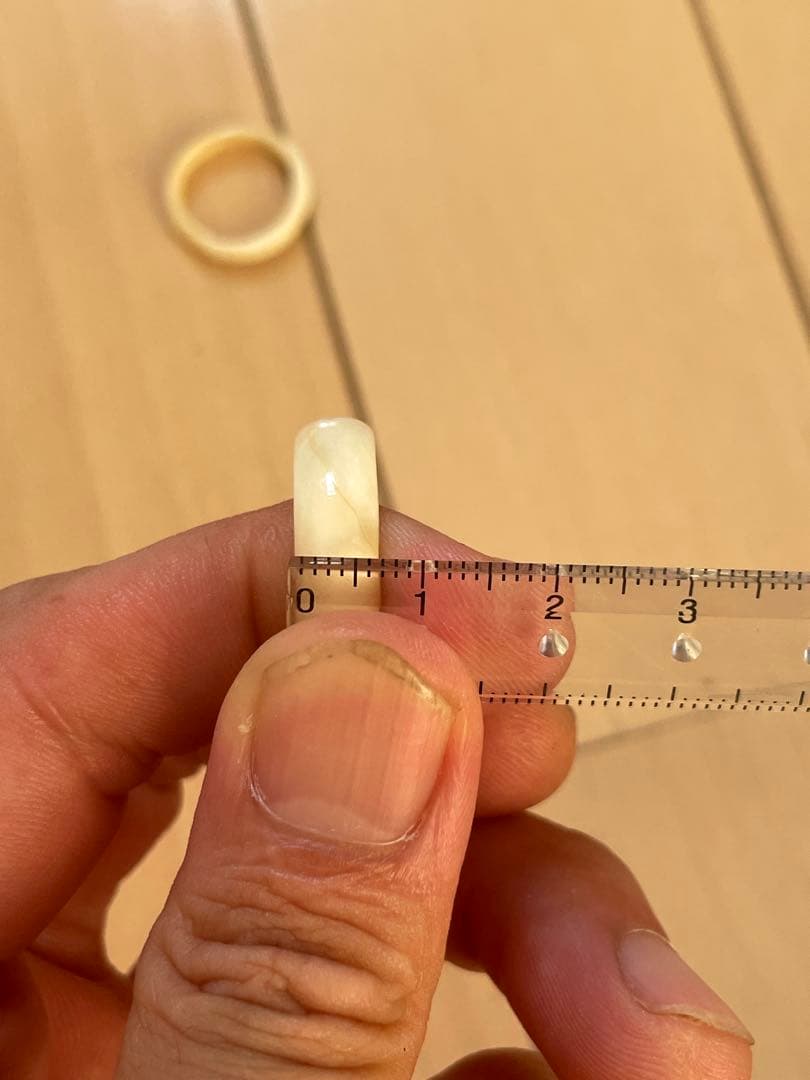 鯨歯リング　17.5〜17.8号マッコウ　抹香鯨　印材　根付け　ボーンカービング