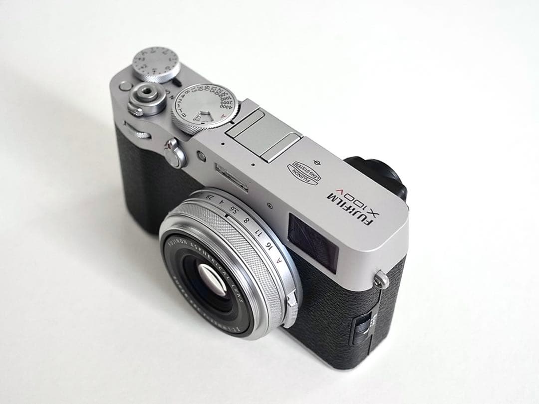 FUJIFILM X100V シルバー