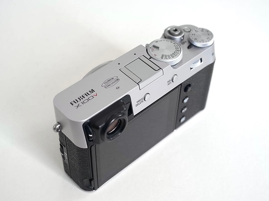 FUJIFILM X100V シルバー