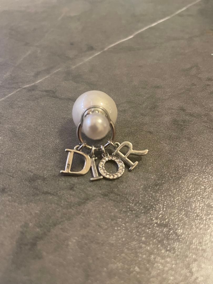 Dior ディオール ピアス パール 片耳