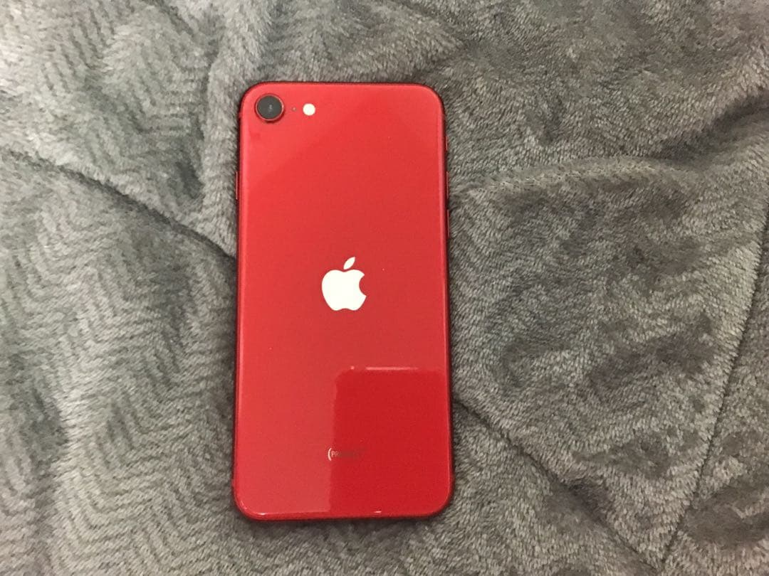 T*証様 Apple iPhone SE（第二世代）128GB レッド