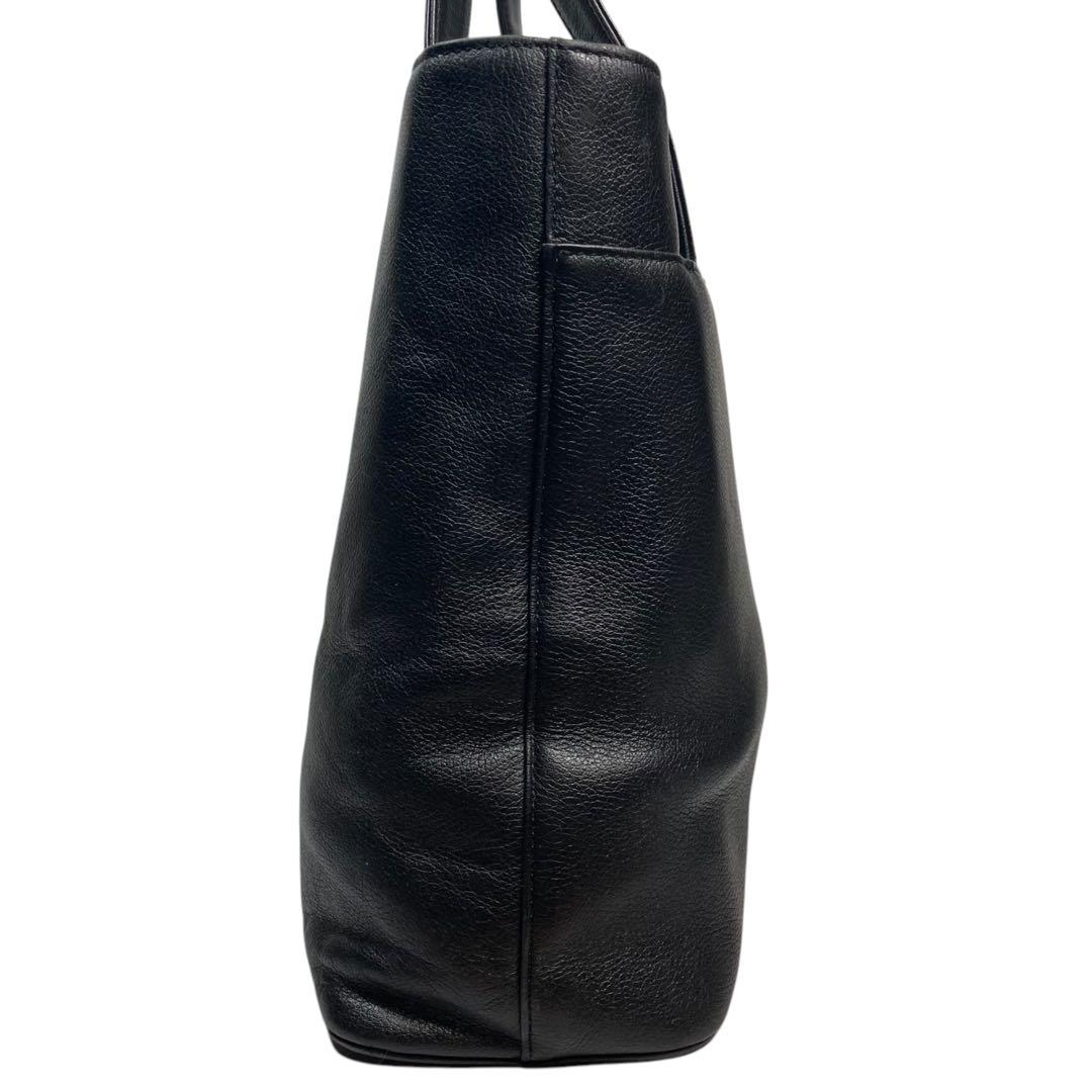 バーバリー　トートバッグ　レザー　ビジネス　肩掛け　A4　ブラック　ノバチェック